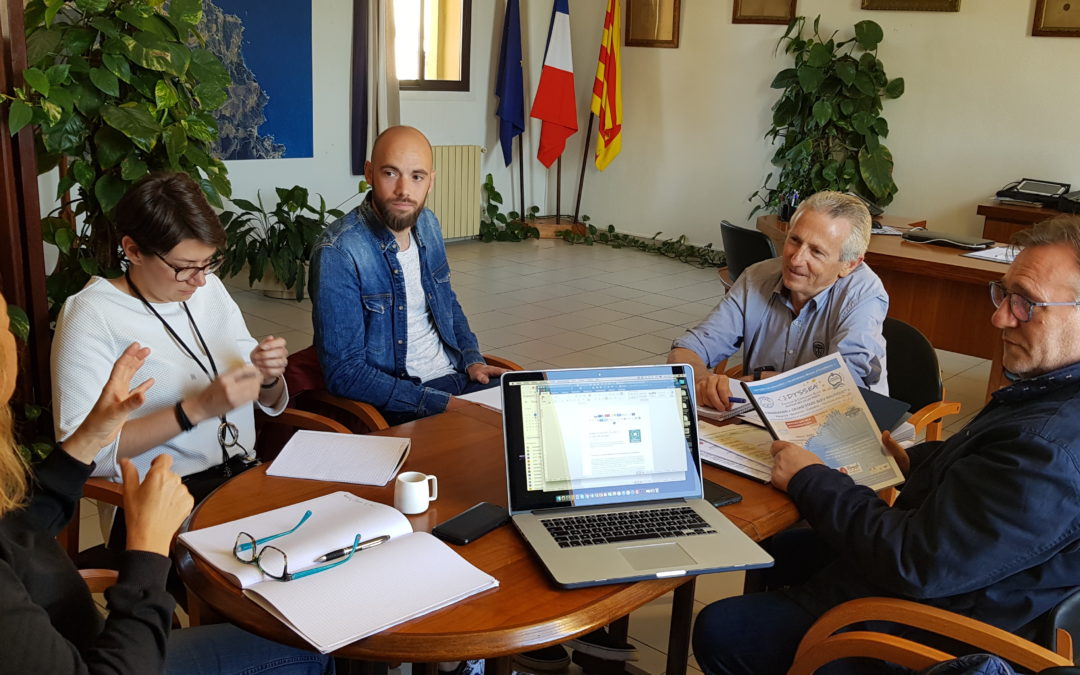 Réunion, avec la Ville de Banyuls-sur-Mer, sur la création de la « Route Bleue® des contrebandiers »