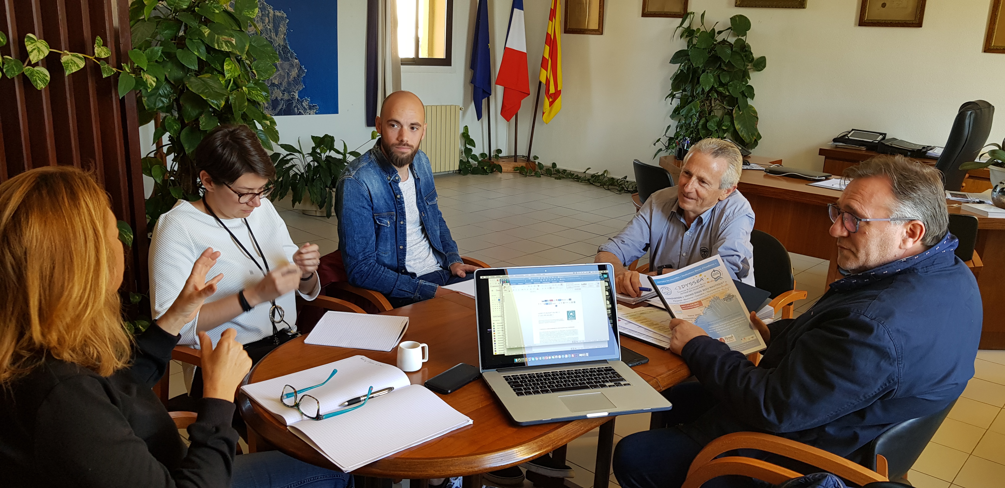 Réunion, avec la Ville de Banyuls-sur-Mer, sur la création de la « Route Bleue® des contrebandiers »